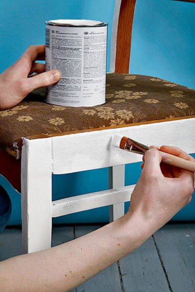 Краска для мебели своими руками рецепты. Краска для мебели. Краска для деревянной мебели. Покрасить мебель акриловой краской. Краска для перекраски мебели.