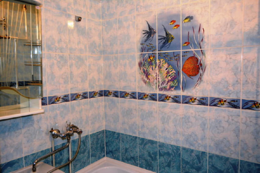 Влагостойкие панели для ванной цена. Панели для ванной. ПВХ панели в ванную комнату. Пластиковая панель для стен в ванной. Ванна панелями ПВХ.